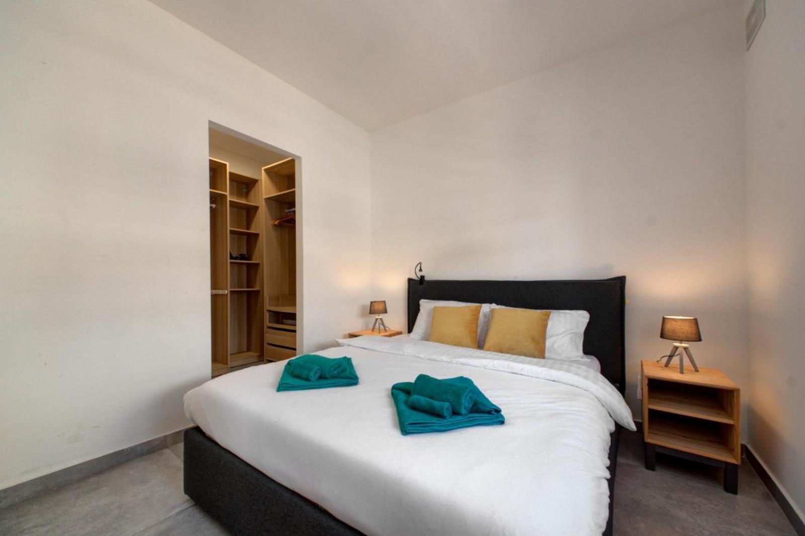 Modern Sliema Apartment Near Sea מראה חיצוני תמונה